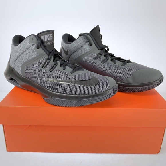 nike air versatile 2 nbk